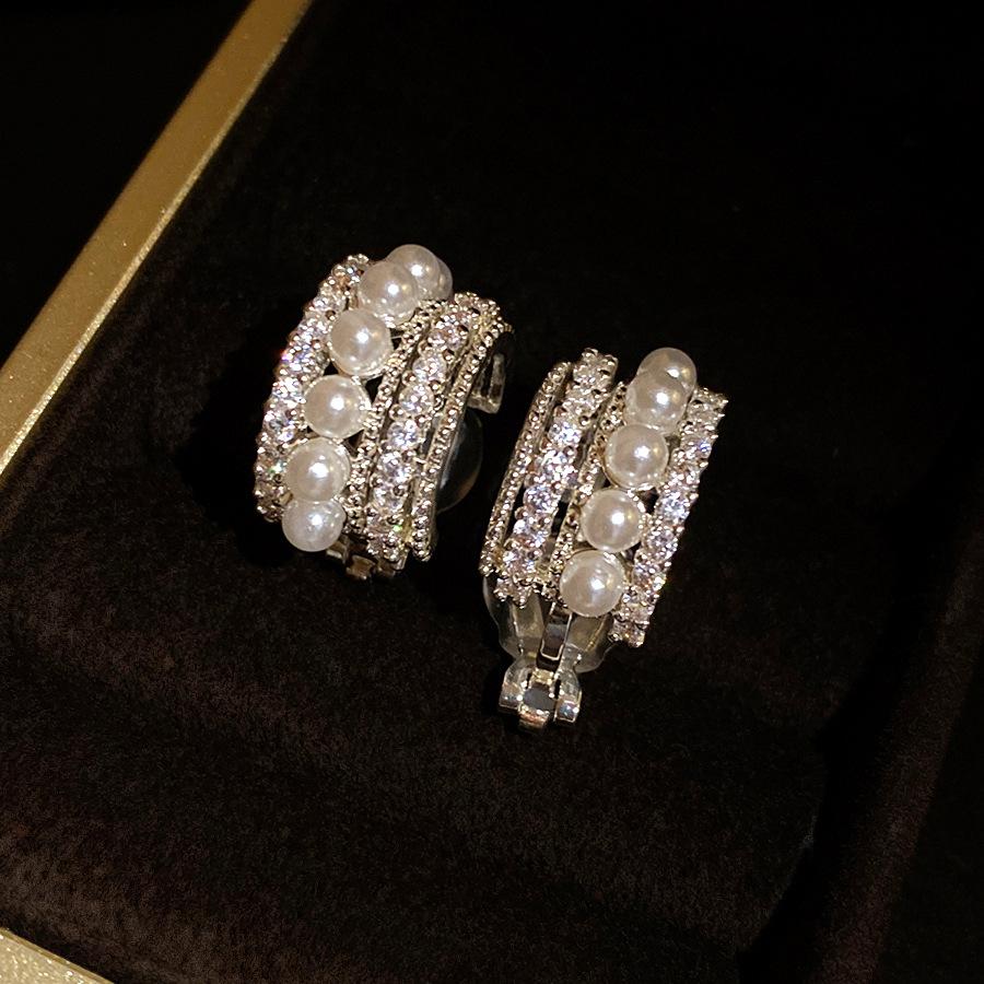 

K real gold electroplated zircon pearl ear clips French retro fashion exquisite earrings light luxury high-end earrings women