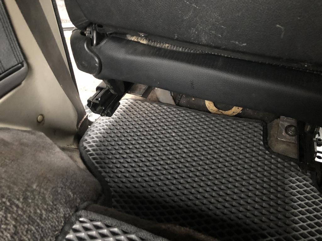 EVA-Matten (Schwarz) Vorne -2025 hinten durchgehend für Toyota Land Cruiser 70