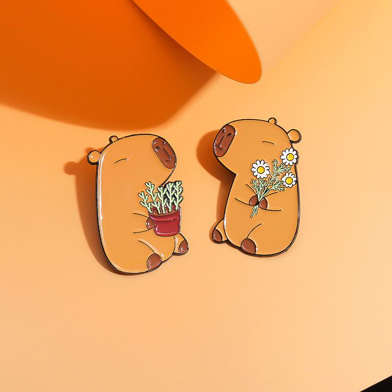 Creative Cute Capybara Shaped Cartoon Metal Brooch Colorful Alloy Badge Accessory For Summer Fashion