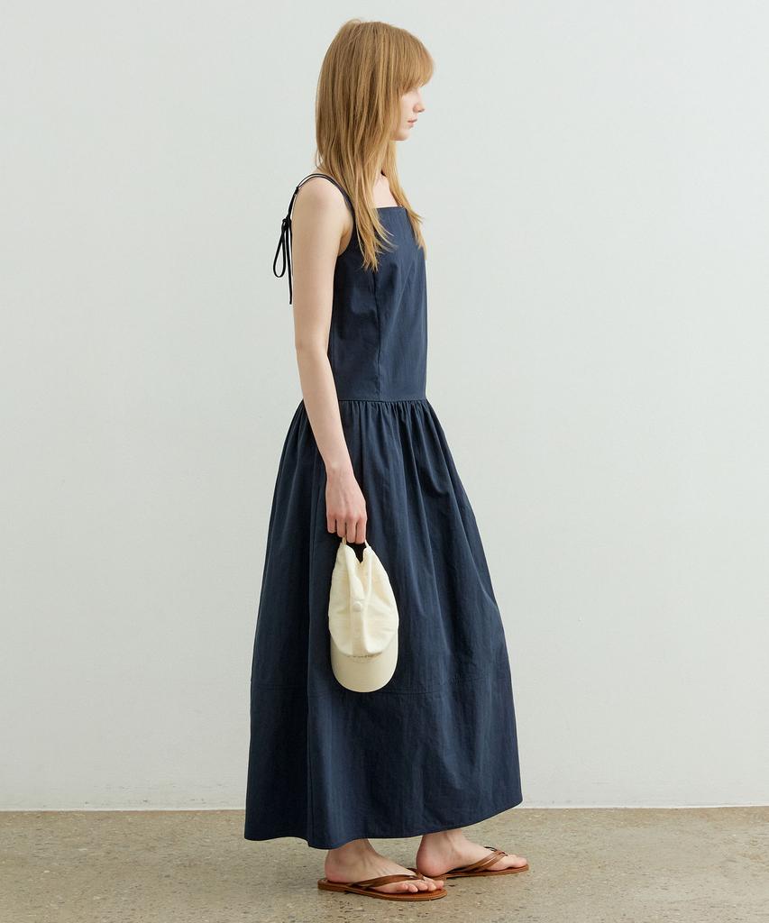 Artid Minimal Shirred Sleeveless Dress_Navy