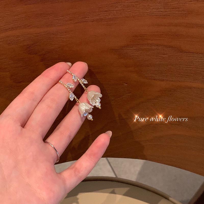 

Элегантные серьги 2024 года из жемчужного серебра S925 пробы: Нишевый, нежный, легкий роскошный дизайн