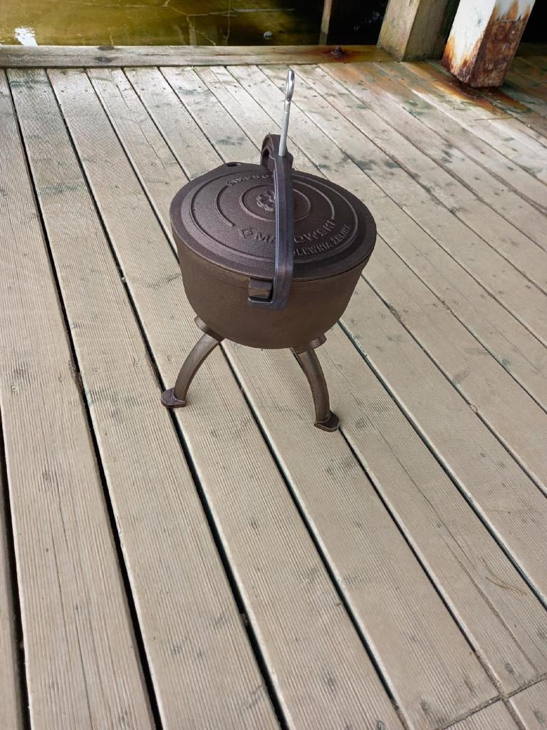 Gusseisen Jagd-Kessel 11L
