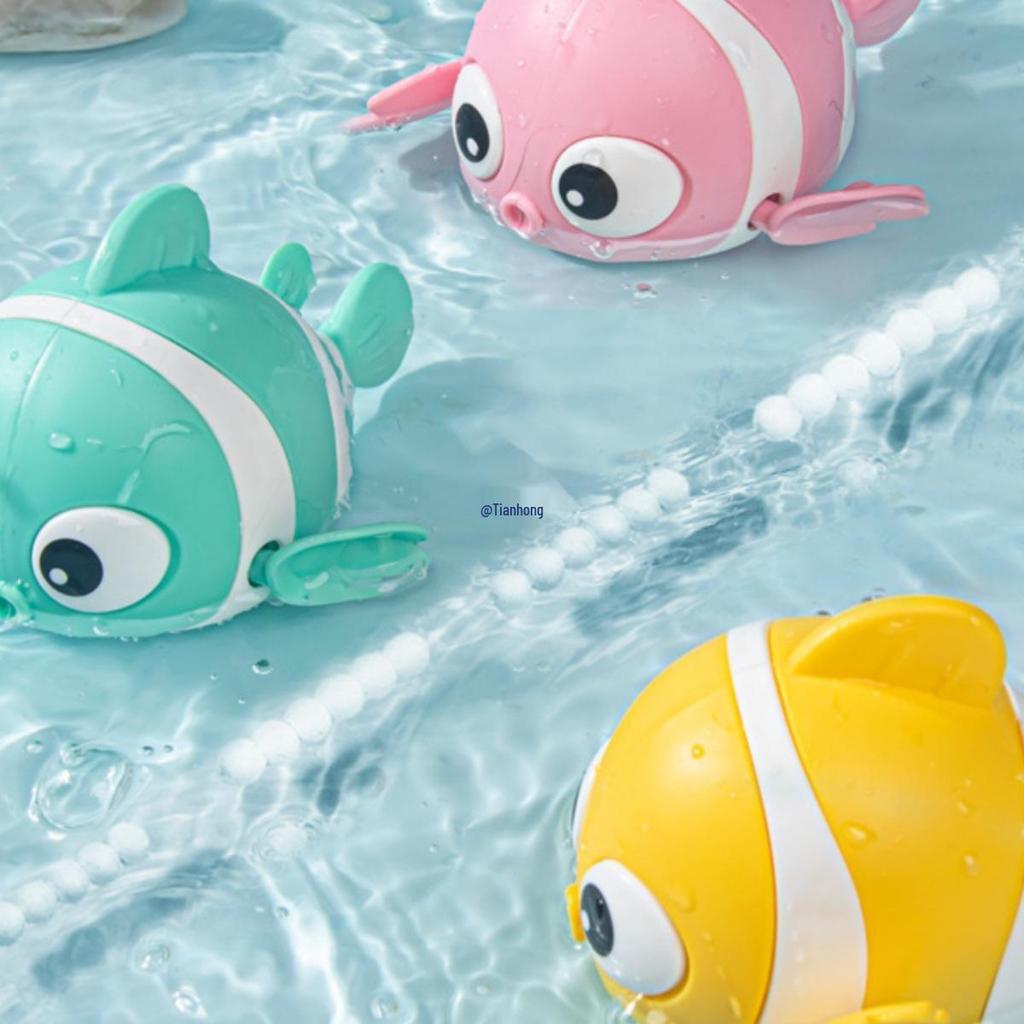 Wind-Up Clownfish Bath Toys for Kids - Fun Swimming Water Play