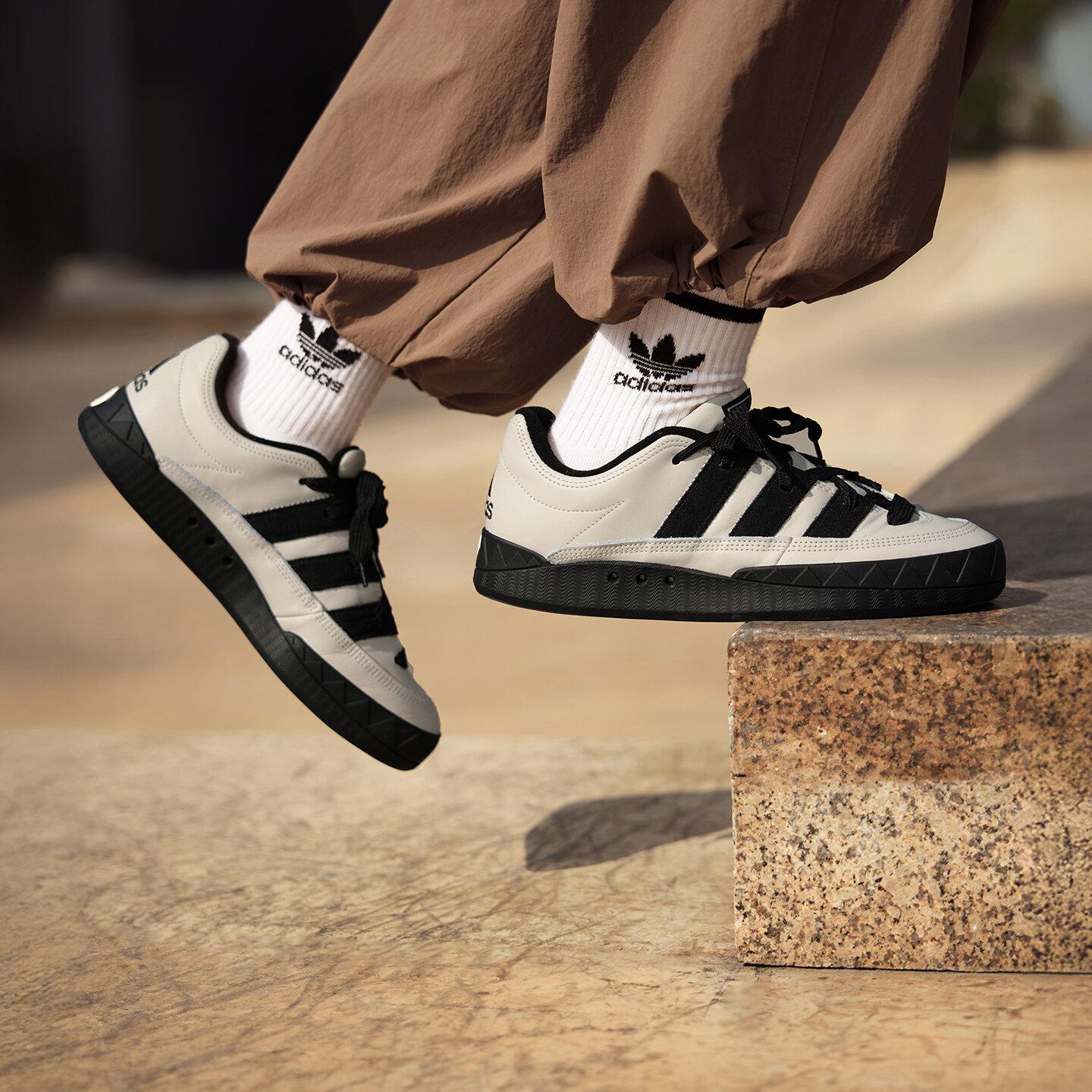 adidas Adimatic Off White Core Black 40