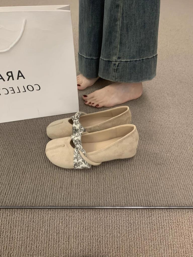 Retro Inner Height Increase Mary Jane Shallow Mouth Single Shoes Women's 2025 New Spring and Summer French Skirt Ballet Shoes Children