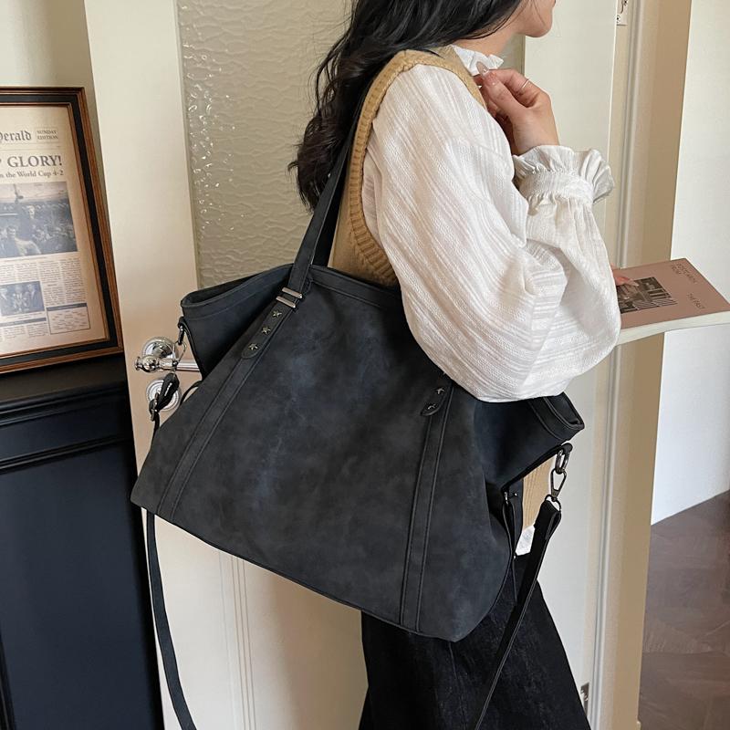 Vintage Kunstleder-Tragetasche Damen Übergröße Schultertasche mit verstellbarem Riemen und klassischem Design