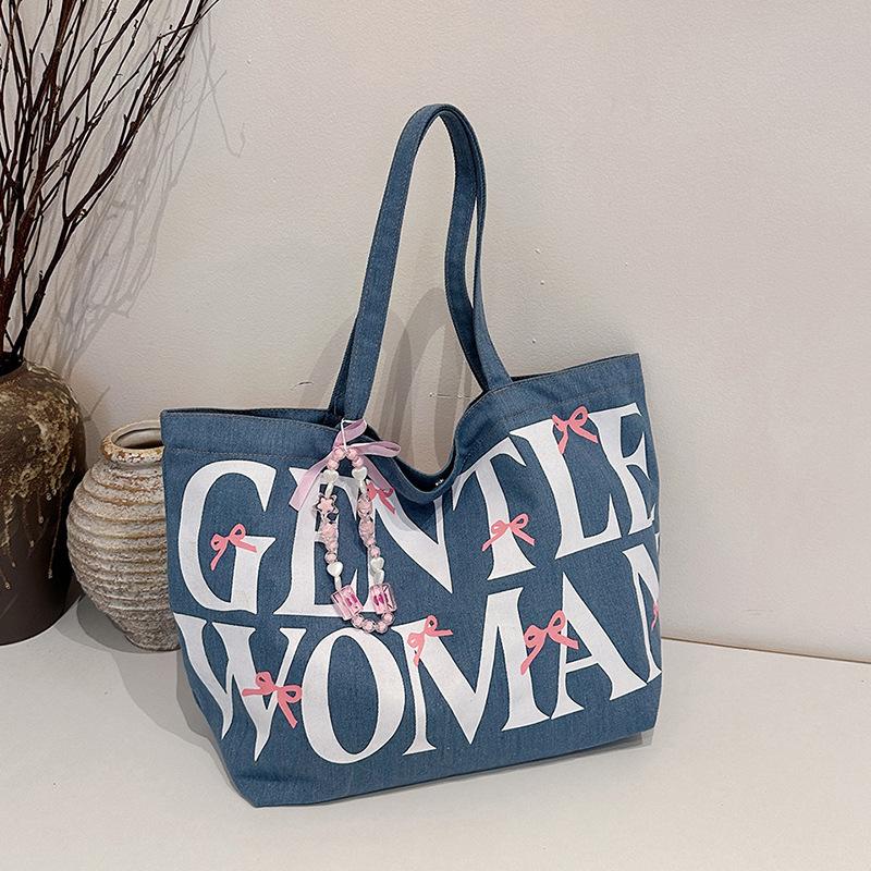Korean Version of Girls' Large-capacity Tote Bag 2025 New Niche Canvas Bag Fashionable Letter Small Fresh Shoulder Bag