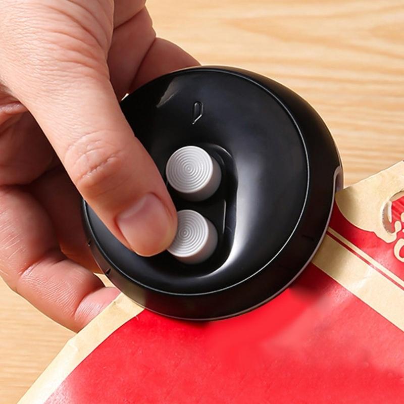 Handheld Small Sealing Device Packaging 400mAh Snacks Preserverfor Plastic Bags and Snacks for Office and School Use