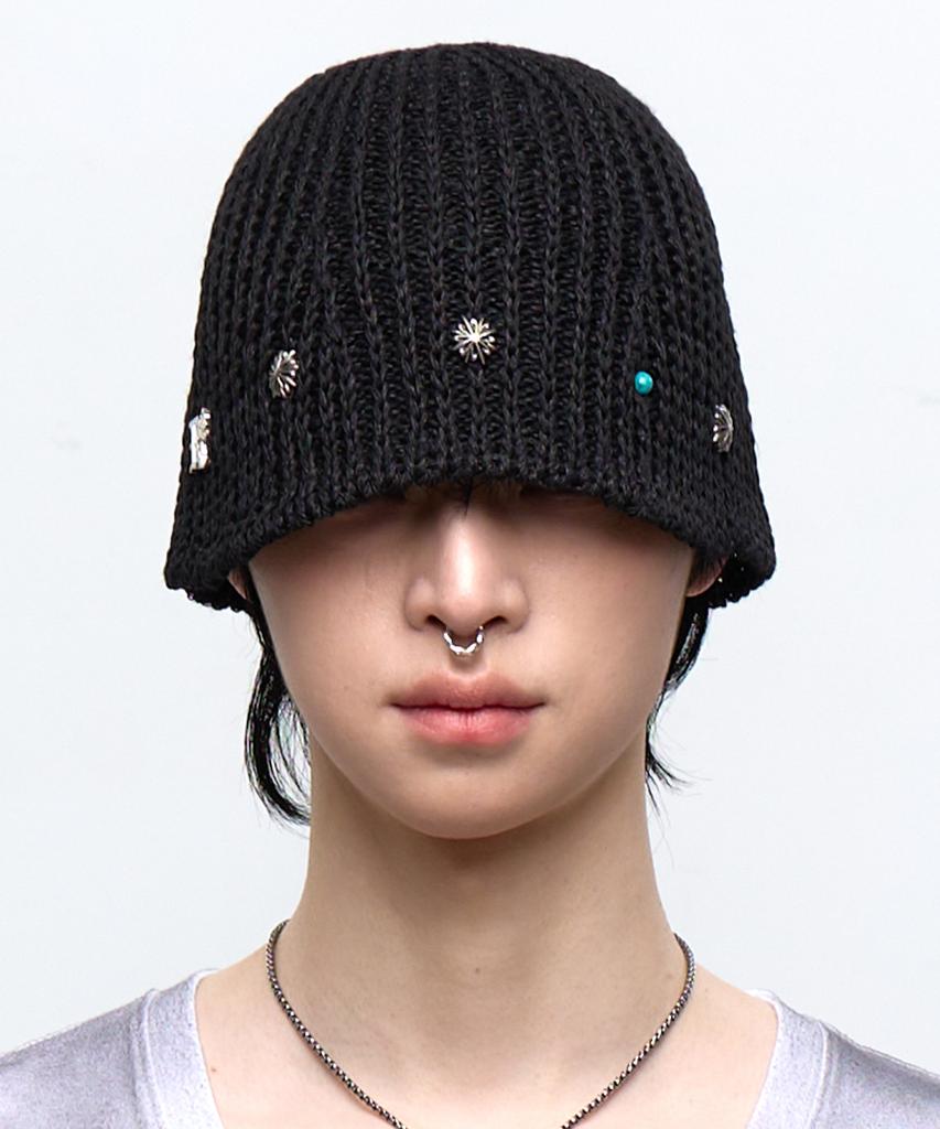 Aleseueseussi Rivet Bucket Beanie - Black