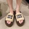 Fashion 2025 New Chunky Platform Fur Slippers Women Autumn Thick Bottom Furry Outdoor Slippers Woman Short Plush Designer Shoes