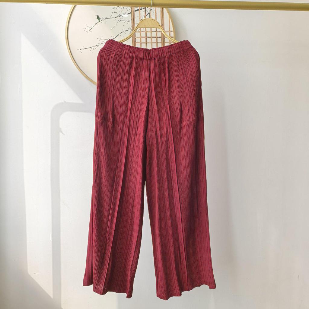2026 Summer High-End Miyake Pleated Soft Breathable Straight-Leg Pants