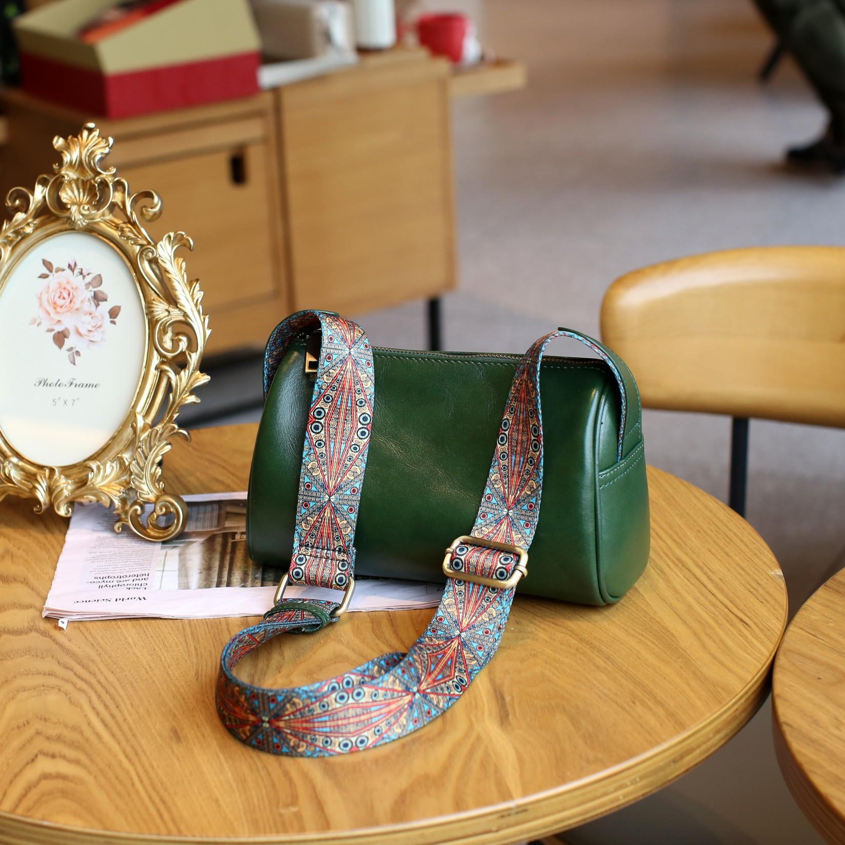 

Женская сумка-цилиндр из коровьей кожи через плечо, простая и модная, маленькая сумка-подушка для девочек зелёный