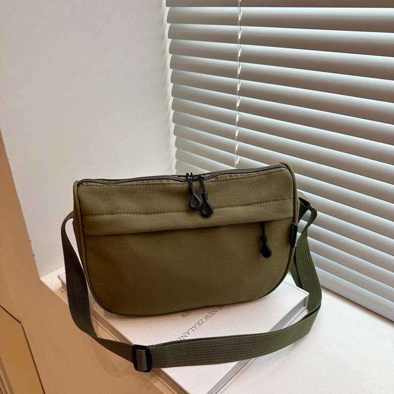 

Solid color light and casual daily practical large-capacity tote bag summer popular shoulder messenger bag women s bag зелений