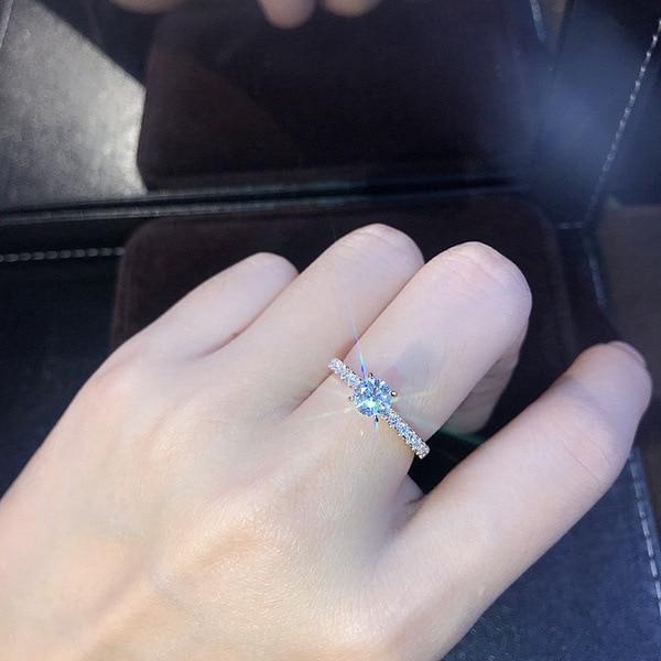 

Delysia King Women Fashionable Trendy Shiny Crystalline Finger Ring Simplicity Graceful Temperament Engagement Bridal Bridal JewelryTrendy Finger Ring 8 срібний