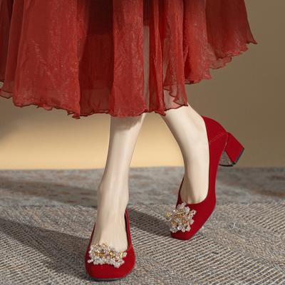 Premium Xiuhe Wedding Shoes Autumn Chinese Bridal Banquet Shoes Women's Versatile Pearl Buckle Square Head Middle Heel Not Tired Feet