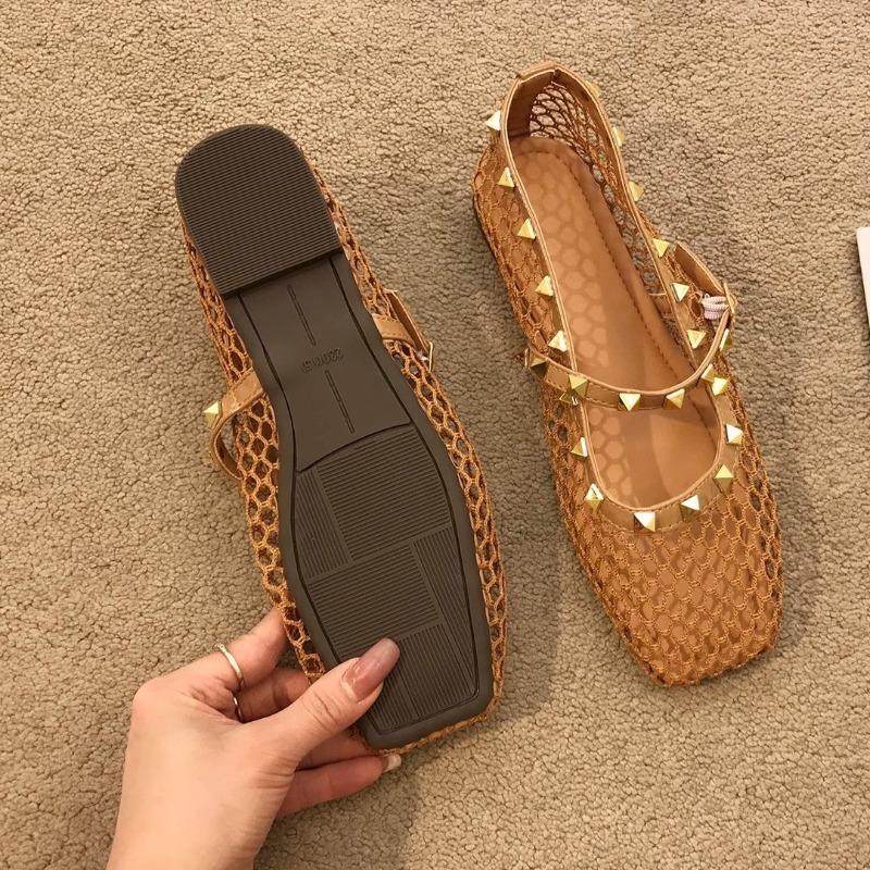 Fashion Cutout Temperament Sandals Women Summer Gentle Rivet One Strap Soft Sole Non-slip Wear-resistant Mary Jane Single Shoes