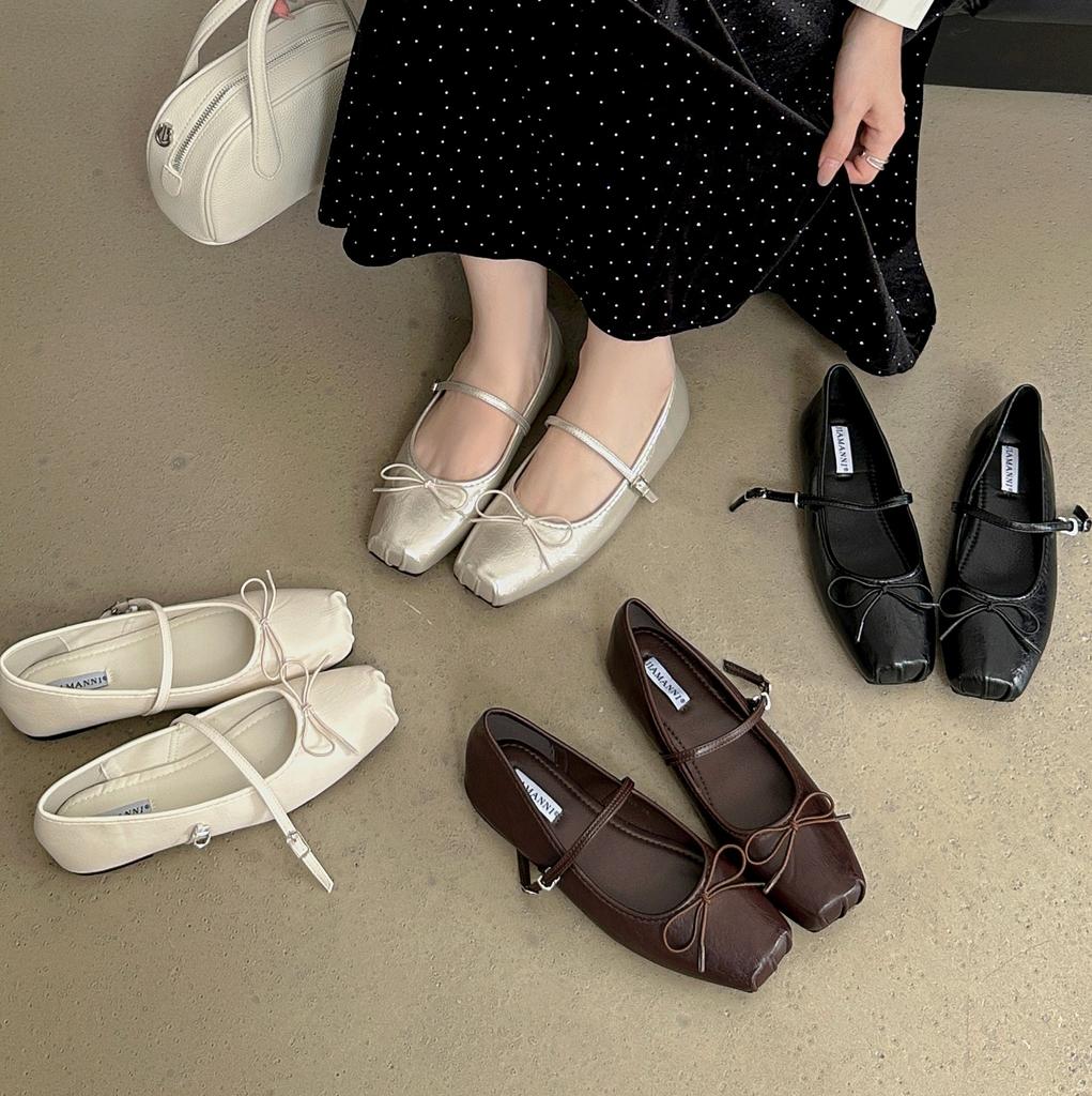 2025 Autumn and Winter New French Retro Square Head Shallow Mouth Single Shoes Women's Versatile One-word Belt Ballet Shoes Women
