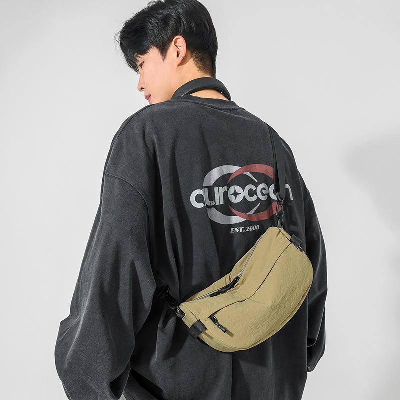 The Bags Family Men's Green Crossbody Bag, Trendy Brand Shoulder Bag, Casual Versatile Small Shoulder Bag, Student Shoulder Bag, Fe Personality Messenger Bag