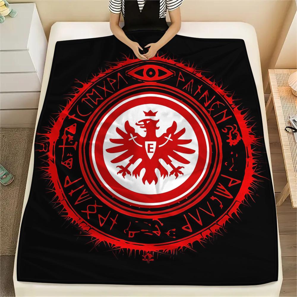 

1PC Frankfurt Football Print Flannel Blanket, High quality All Seasons, Home Decor, Warmth and Comfort, Perfect for Christmas Gifts 130cm x 150cm