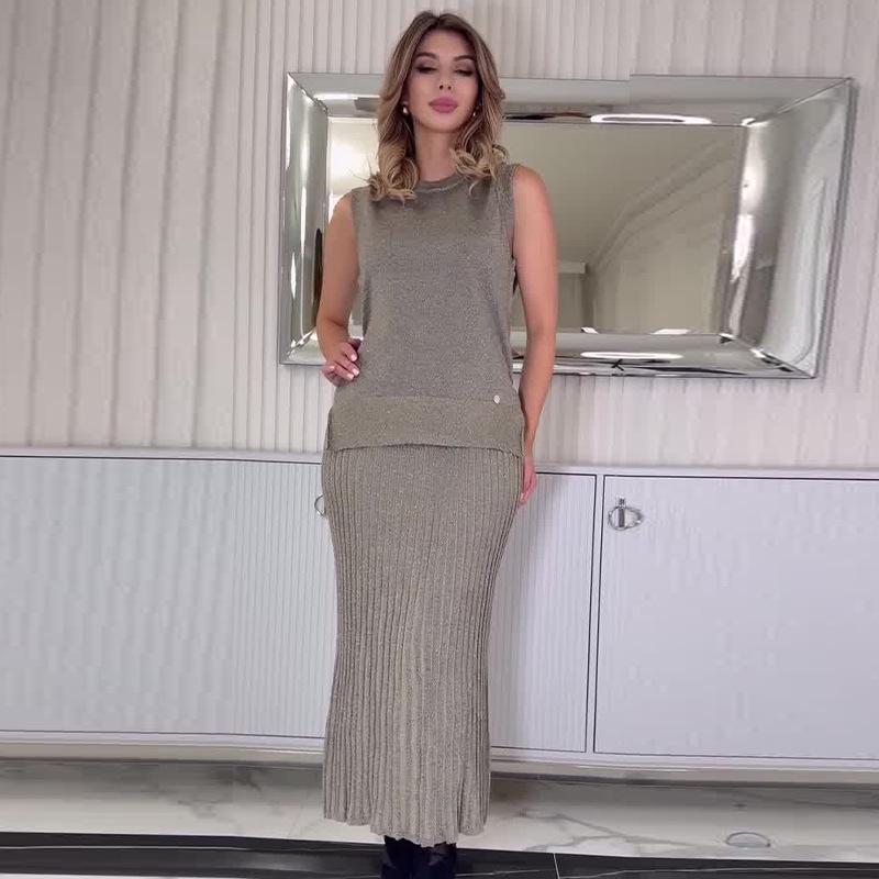 

Летний женский комплект без рукавов с драпировкой и облегающее бедра длинное платье XXL серый