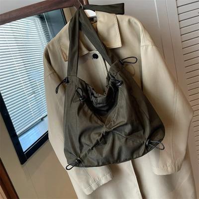 Große Kapazität einfarbige Nylon-Reißverschlusstasche weiche Pendeltasche beliebte Tasche vielseitige modische Umhängetasche
