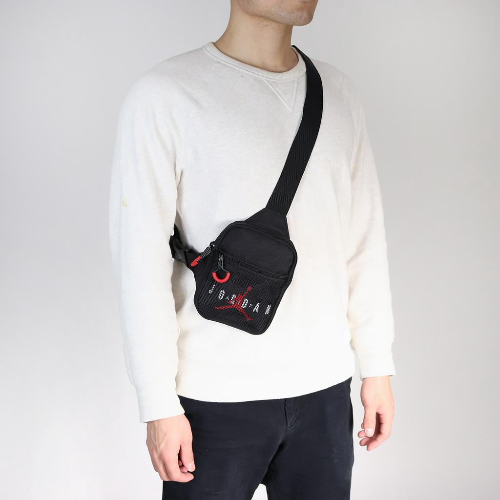 Jordan Large Logo Simple Classic Trendy Sports Casual Zipper Polyester Chest Bag Unisex bags Black DJ5647-010