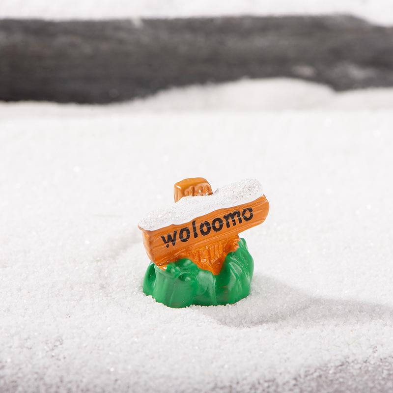 

Santa Claus & Snowman Mini Figurine Christmas Ornaments - Cute Holiday Decor Gifts New Christmas