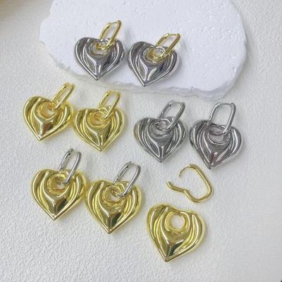 Bakır abartılı üç boyutlu içi boş iki renkli aşk çiçeği küpeler küpeler mücevher moda mizaç kadın hediyesi