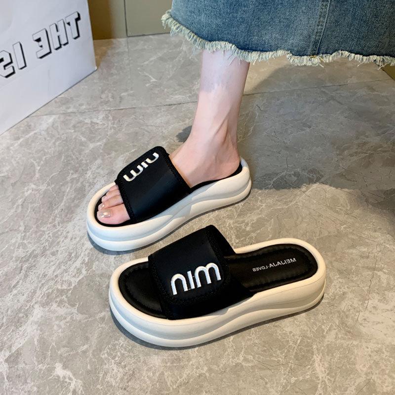 Thick-soled Premium Cool Slippers Women's Summer Outer Wear 2025 New Casual Soft-soled Non-slip One-word Drag Beach Shoes