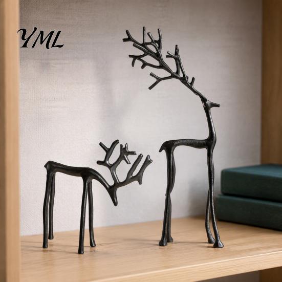 Elegante Saisonale Ornamente Weihnachts-Rentier-Statue, Kleine Hirsch-Skulptur Figur, Moderne Einzigartige Geschenke Feiertagsdekoration für Tischplatte, Kaminsims,