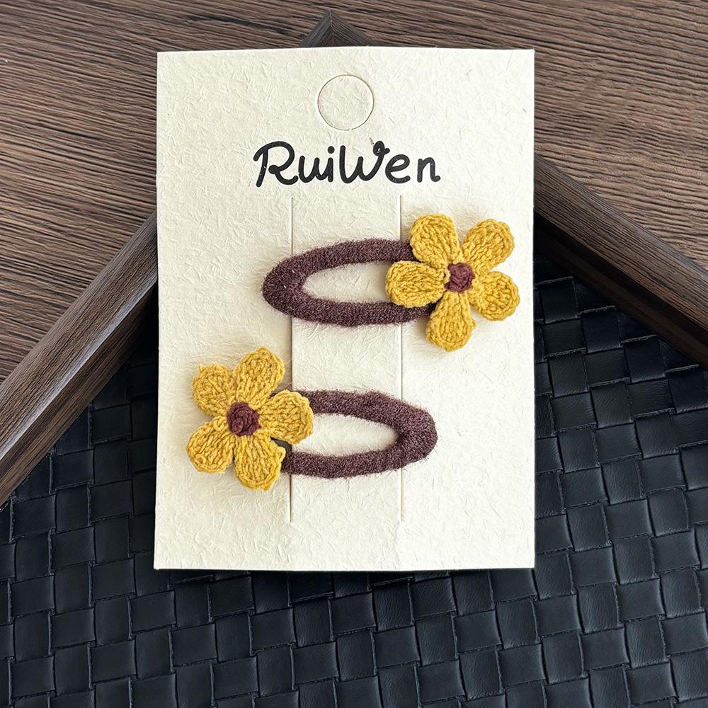 

Children s Korean Style Dark Color Embroidered Flower Hair Clips, Autumn/Winter Collection
