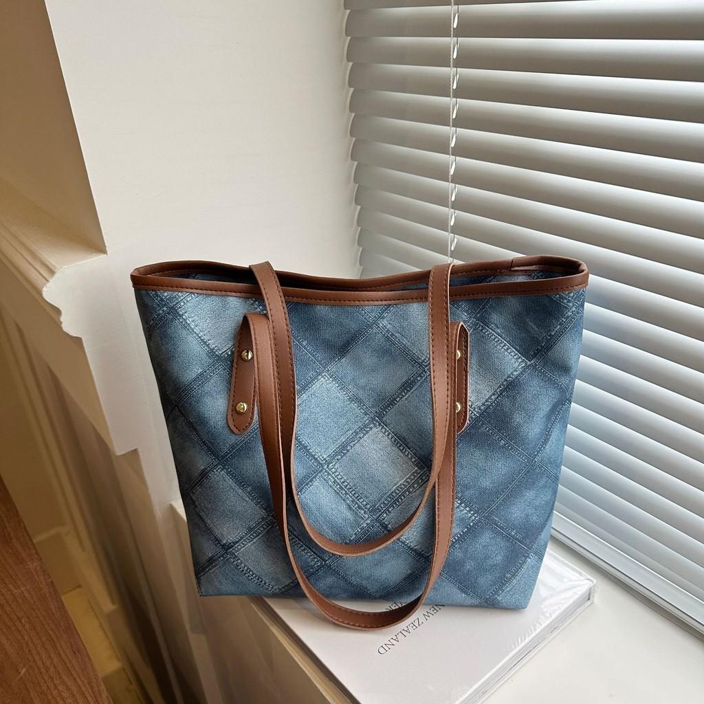 Large Capacity Tote Bag For Women Stylish Canvas Shoulder Bag For Summer Commute