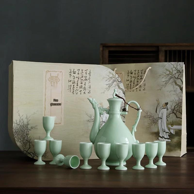 Ancient Style Retro Ceramic Baijiu Decanter Set with Wine Glasses