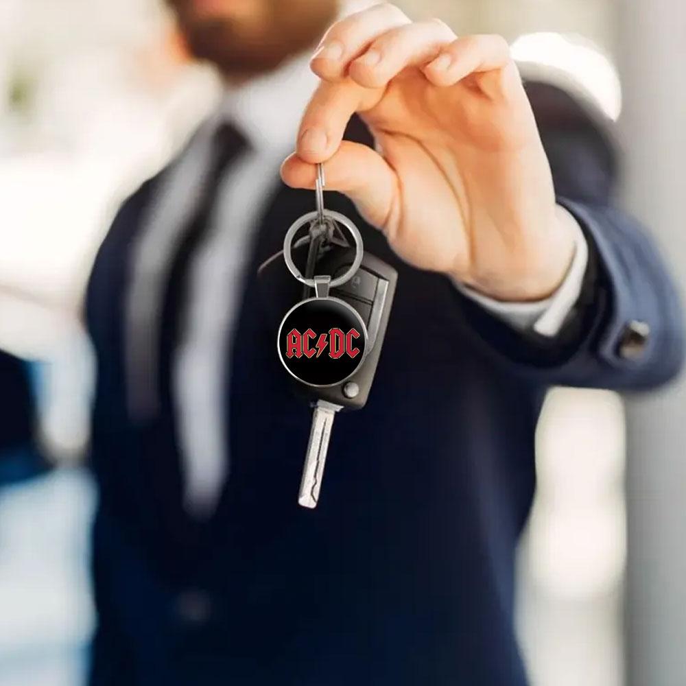 1PC AC/DC 1975 Rock & Roll Glam Style Keychain Durable DIY Car Keyring Accessories Souvenir Gift for Men Woman