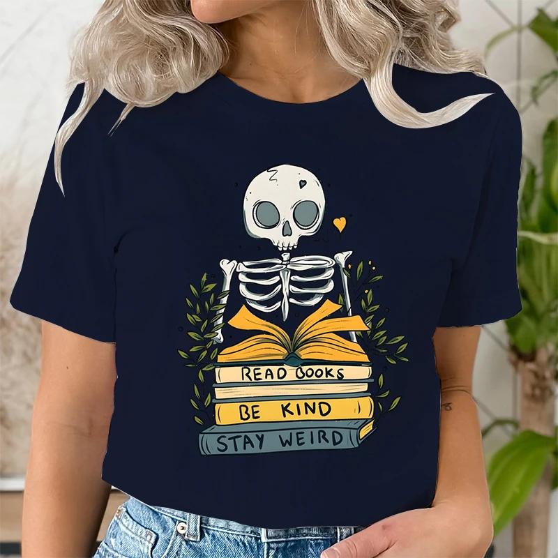 Read Books De Kind Stay Weird Tshirts Women Retro Skull Skeleton Tshirt Short Sleeve Oneck Shirt Bookworm Book Lover T Shirt