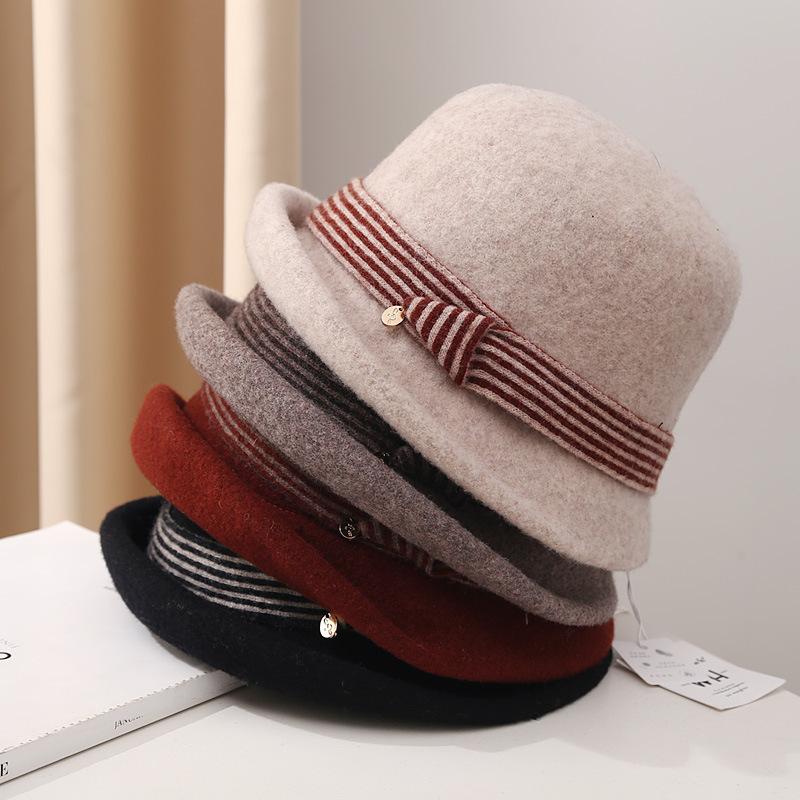 

Mom wool top hat women s autumn and winter new elegant bow sense fashion thermos hat чорний