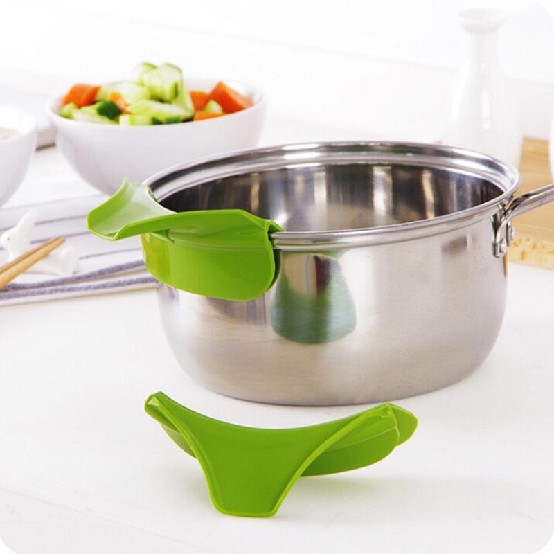 1Pc New Silicone Soup Funnel Kitchen Gadget Tools Water Deflector Tool