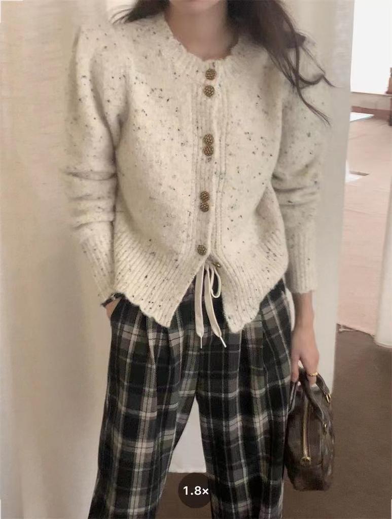 Knitted single-breasted knitted cardigan for women's autumn and winter new temperament elegant yarn jacket for women