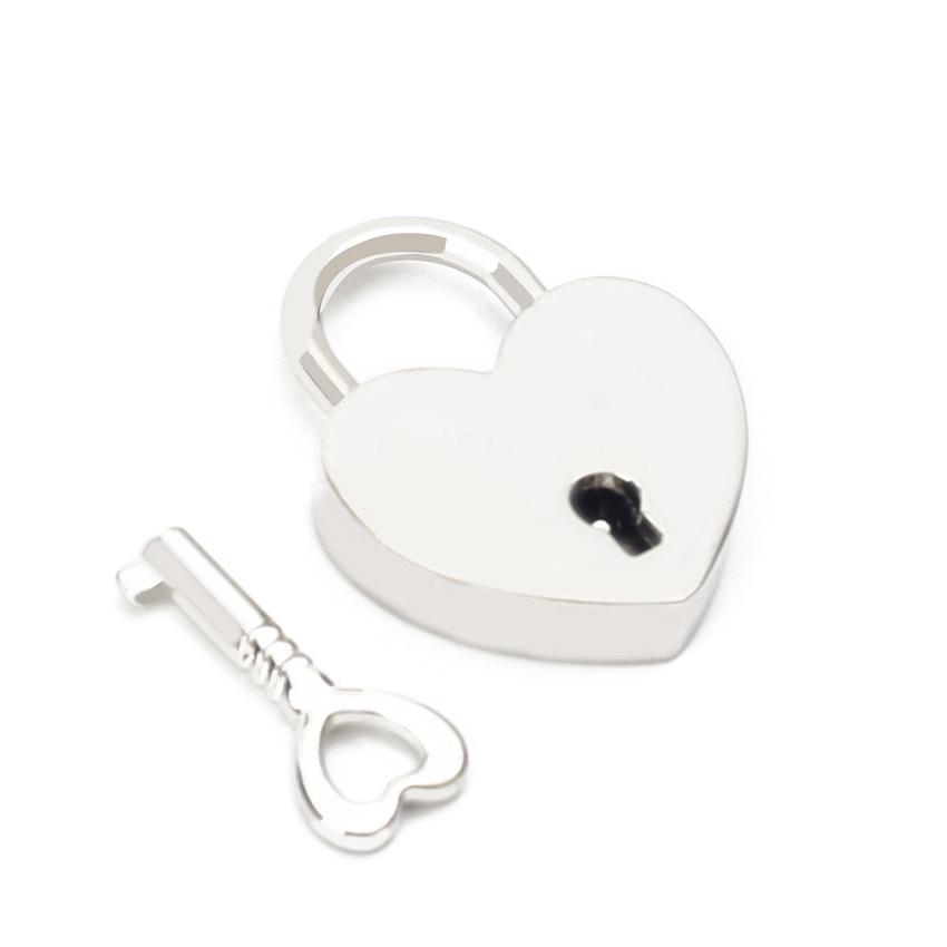 Luxe Hartvormig Hangslot Sleutelhanger: Qixi Koppel Cadeau & Sieraden Accessoire