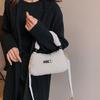 Plush Handbag Soft Warm Shoulder Bag Everyday Companion for Fashion Enthusiasts