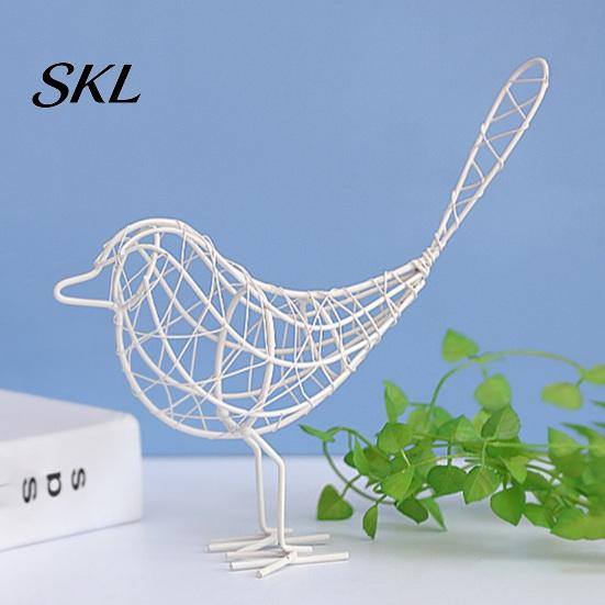 Handcrafted Iron Bird Figurine Wire Figurine, Minimalist Hollow Metal Sculpture, Stable Desk Accessory Rustproof Tabletop Decor for Bookshelf,