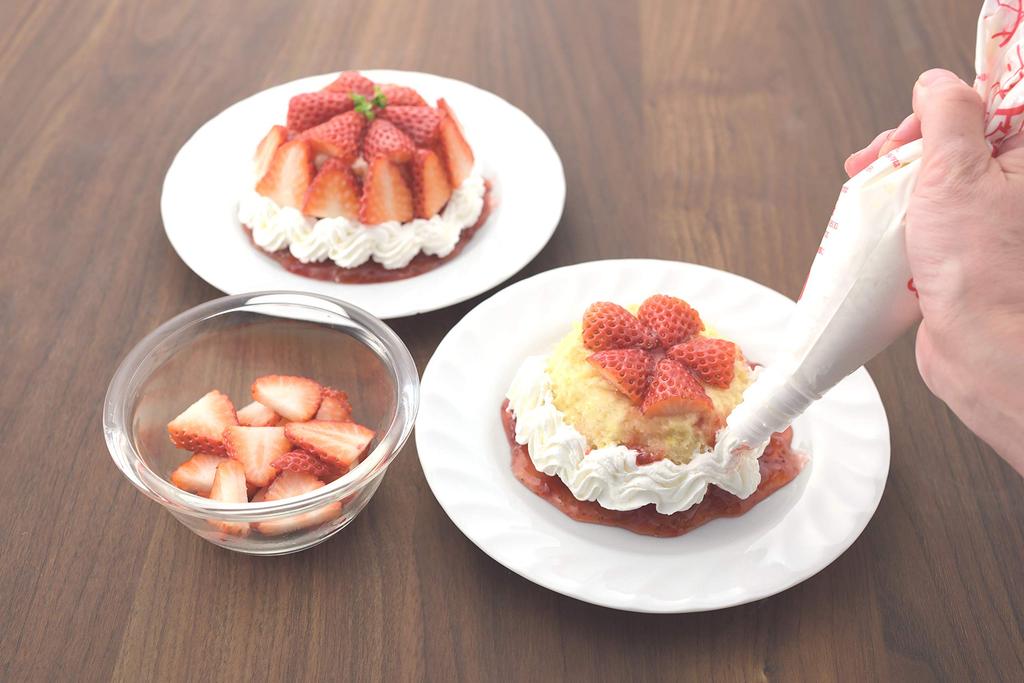 Hario Glass Bowl Set of 3 1 Salad 20741801 Heat-Resistant (Includes Bowl), Clear,