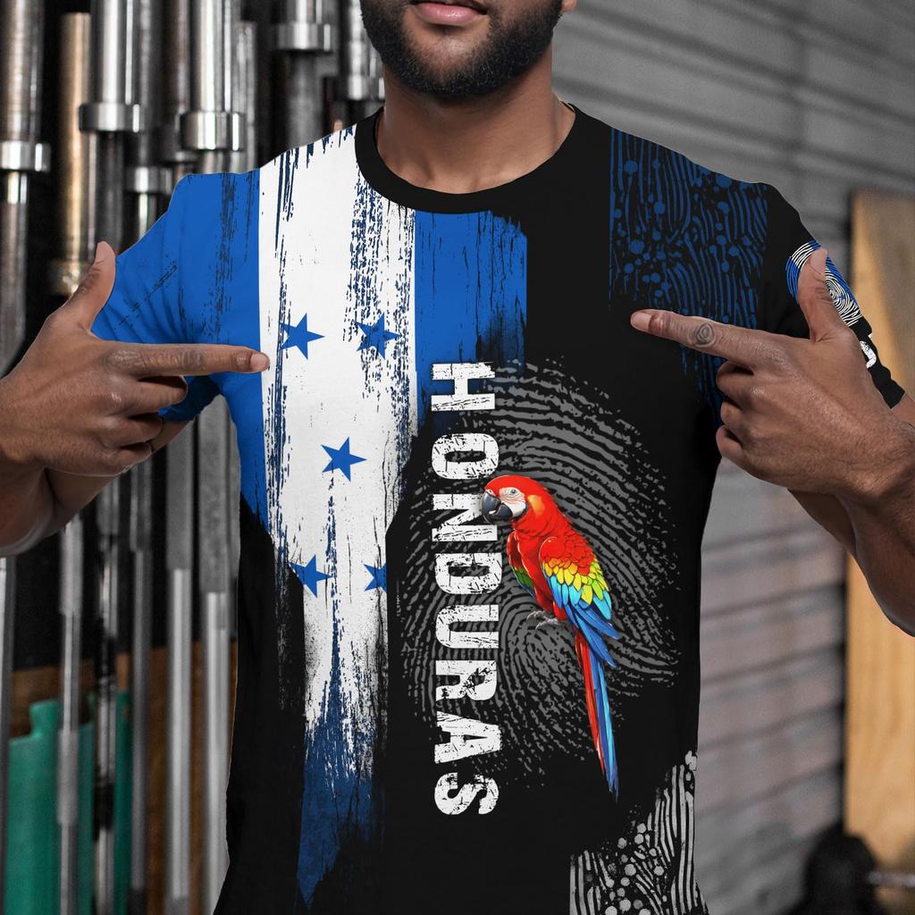 Unisex Retro Soccer Fan Jersey Honduras Design Lightweight Breathable Fabric Short Sleeve Streetwear T-Shirt for Sports and Casual Wear