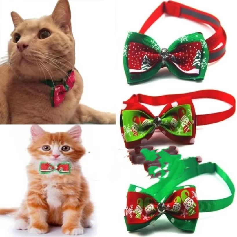 1 Pcs New Red And Green Christmas Collection Pet Bowtie Handmade Jewelry Collar Cat And Dog Cute Bowtie Pet Accessories