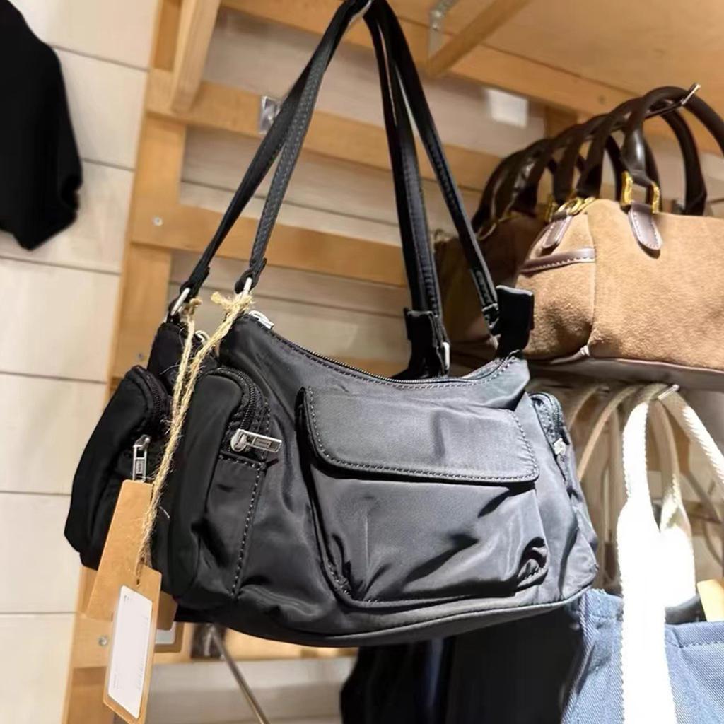 Women Nylon Multi-Pockets Handbag Casual Underarm Bag Lightweight Retro Korean Styles Commuting Shoulder Bag for Daily Travel