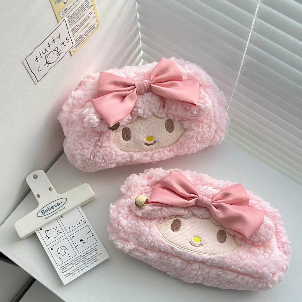 Sanrio Plush Lamb Piano Pencil Case for Girls, Cute Large Capacity Cartoon Stationery Bag, High Beauty Makeup Bag Kawaii Bag