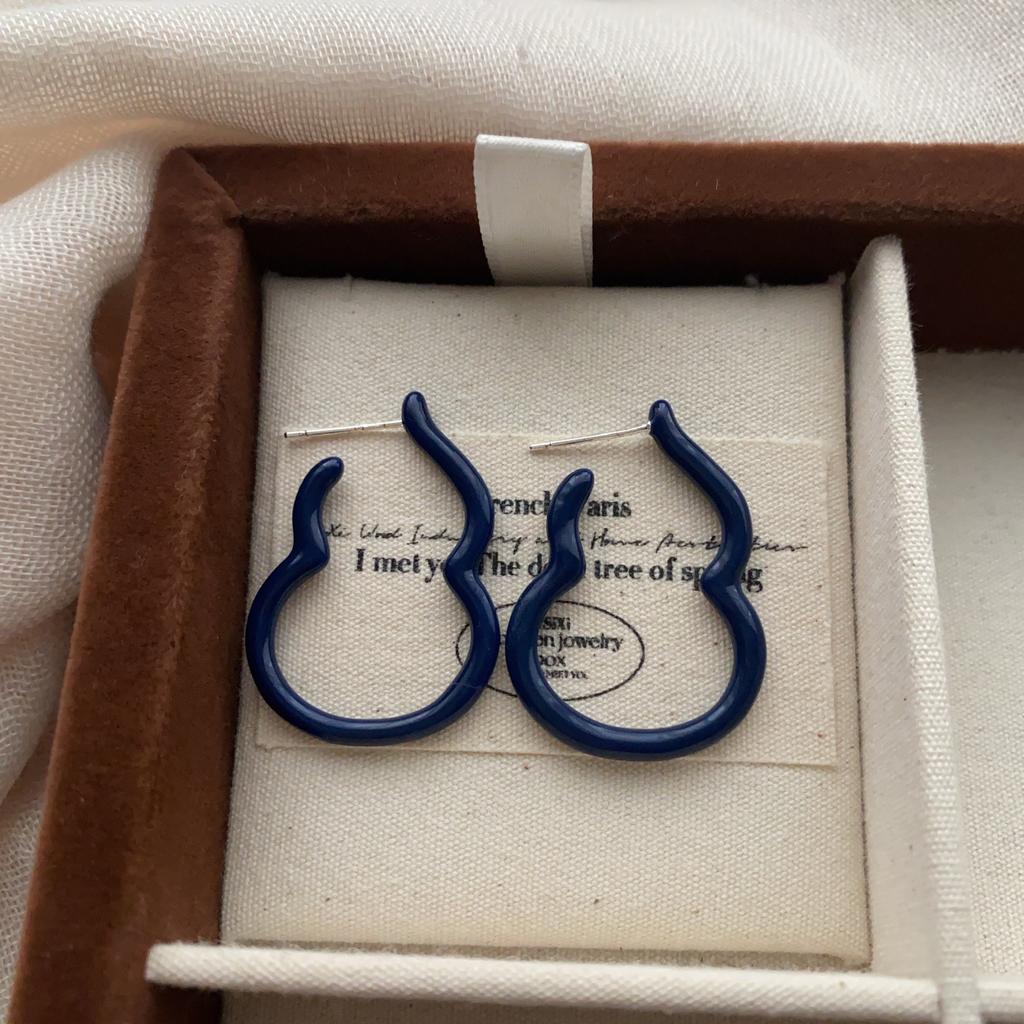 Irregular Curve Oil Drip Earrings Earrings Three-Dimensional Fashion Personality Temperament Advanced Sense Line Smart Retro Earrings