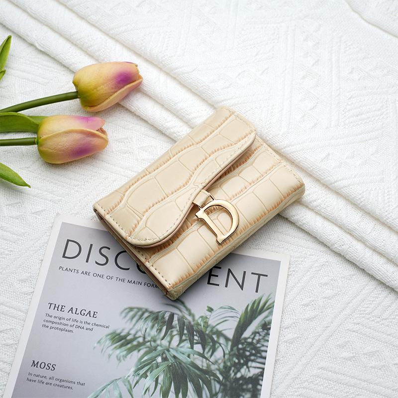 European & American Crocodile Pattern Women's Tri-fold Wallet: High-End, Multifunctional Coin Purse & Card Holder.