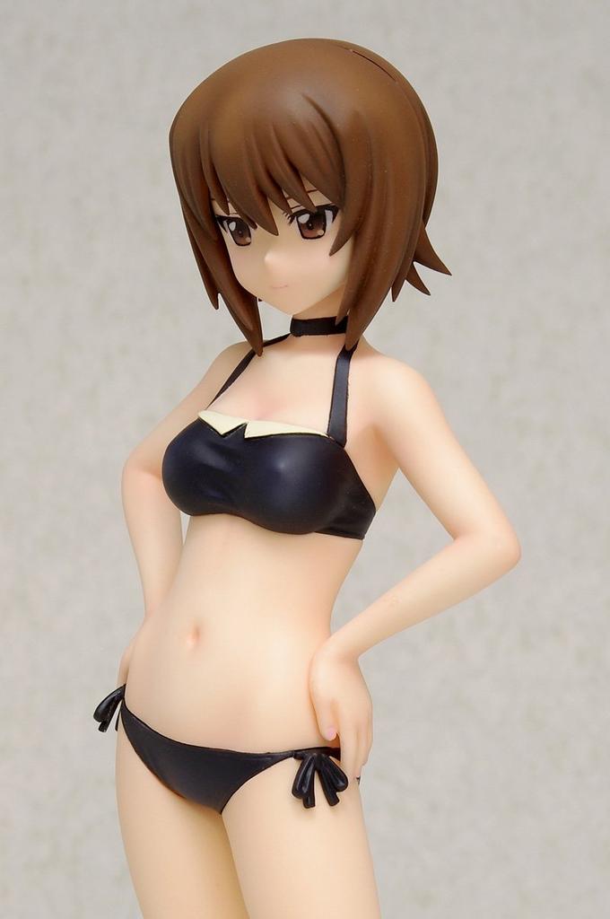 Girls & Panzer Nishizumi Maho (1/10 scale PVC painted finished product)