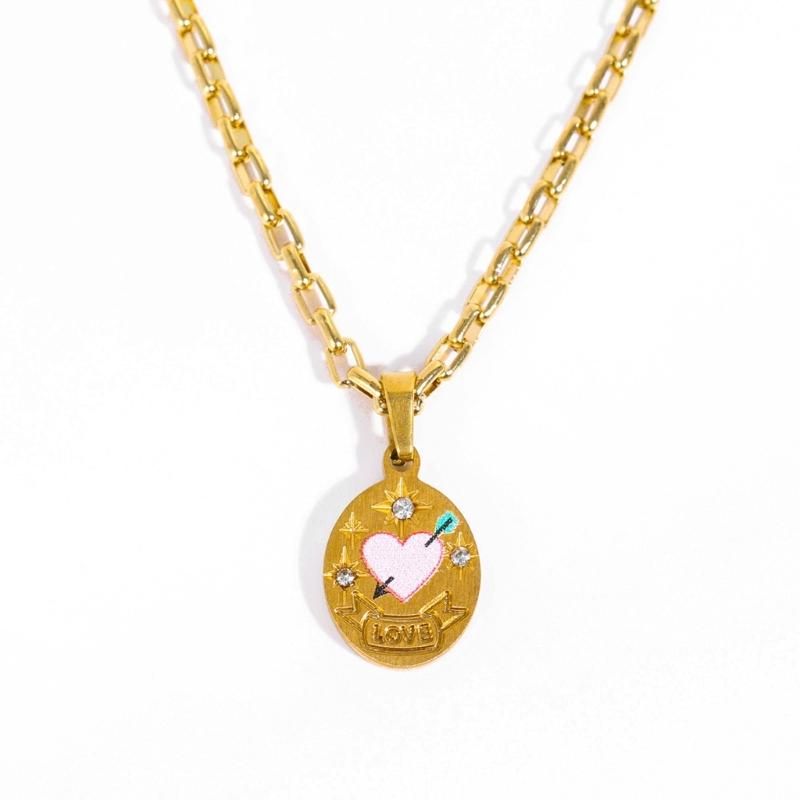 Exquisite Hand Painted Necklace Stylish Clavicle Chain Accessory for Women Seeking Fashion and Individuality